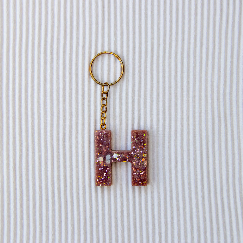 Porte-clés lettre H marron clair paillettes