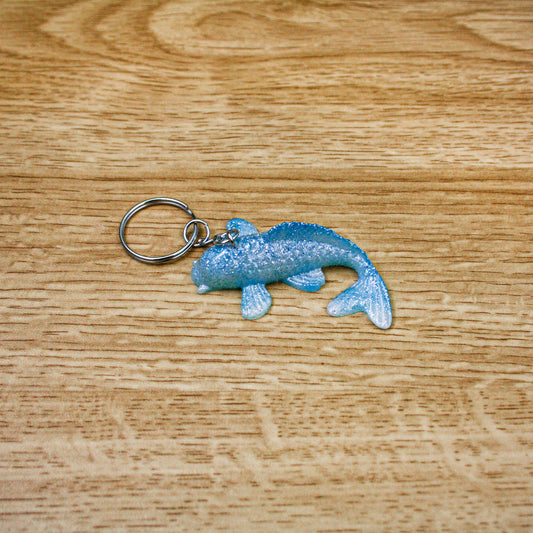Porte clés poisson bleu pastel paillettes