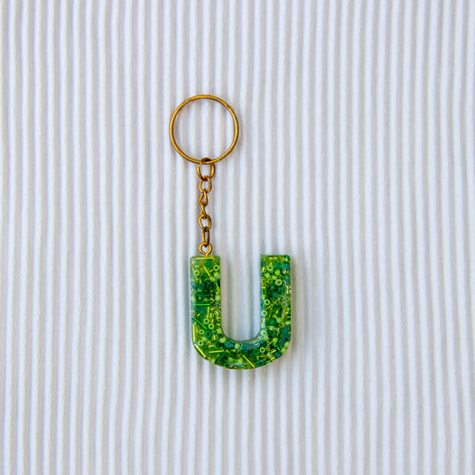 Porte-clés lettre U vert perles