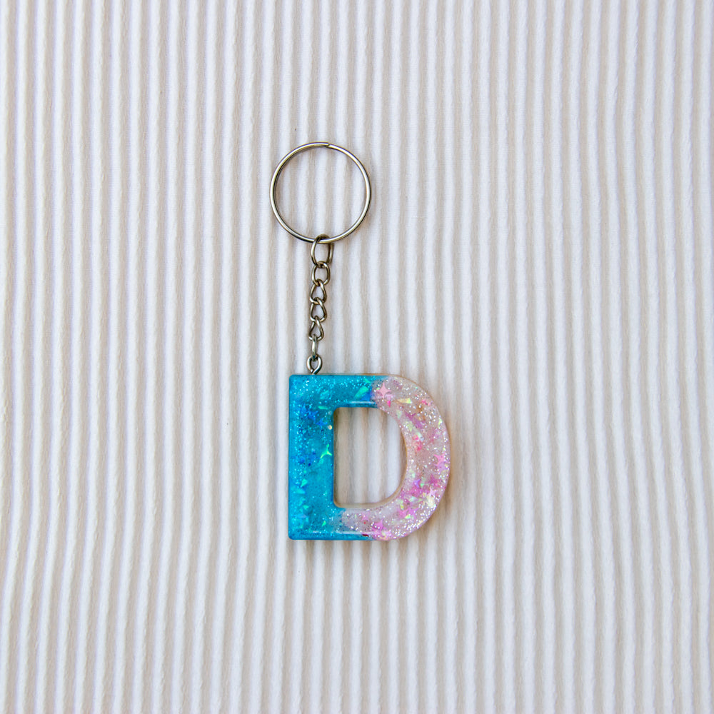 Porte-clés lettre D bleu rose paillettes