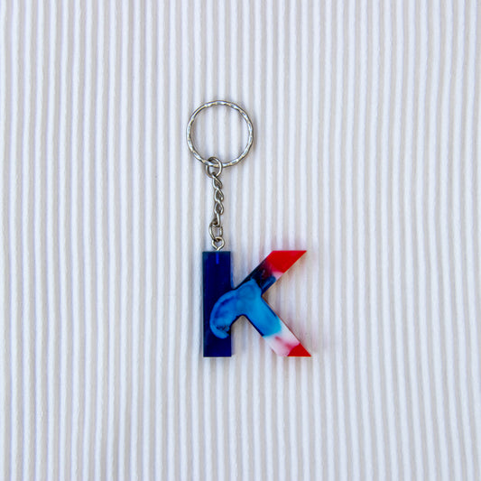 Porte-clés lettre K bleu blanc rouge